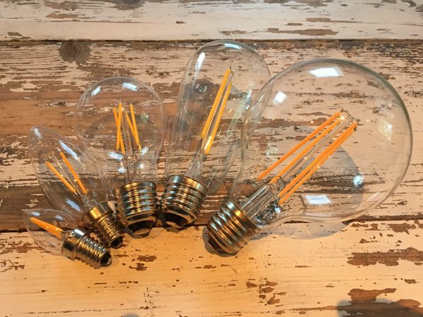Ongeldig opvoeder Ampère Dimbare LED lamp - Welke moet ik kiezen? - ThatsLed.nl - Unieke kwaliteit  led verlichting