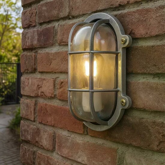 Ruw aluminium Nautic III scheepslamp met beschermraster