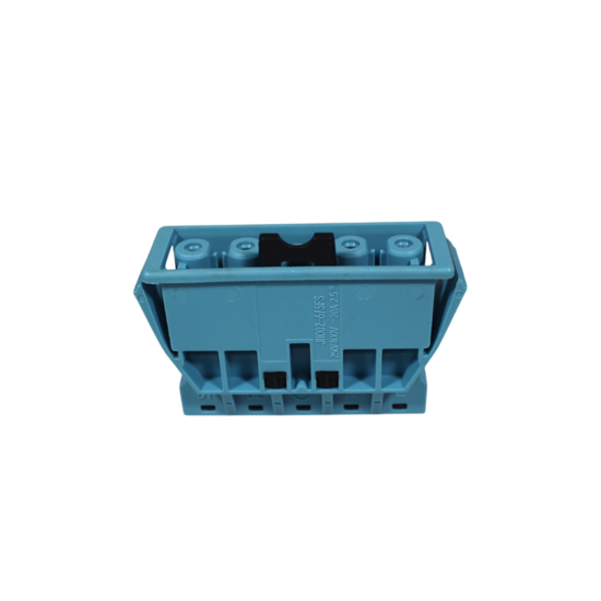 5-pin female chassis-mounted socket